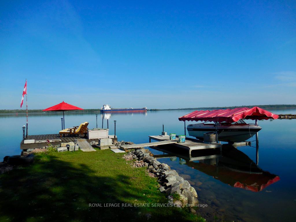 Photo 5 of 525 Riverside Drive, St. Joseph — HOMEH