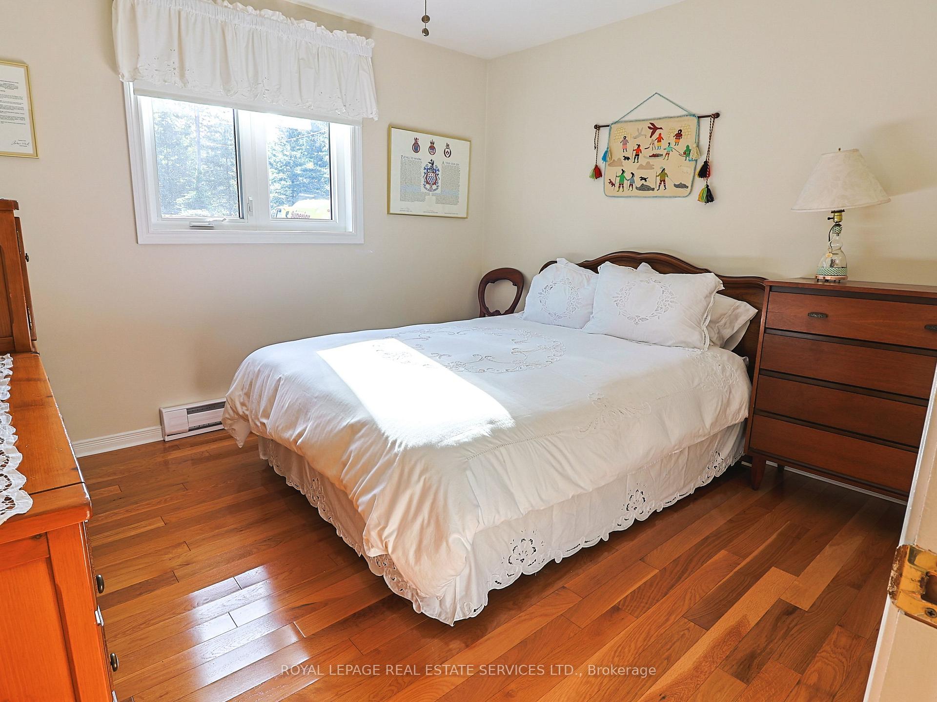 Photo 15 of 525 Riverside Drive, St. Joseph — HOMEH