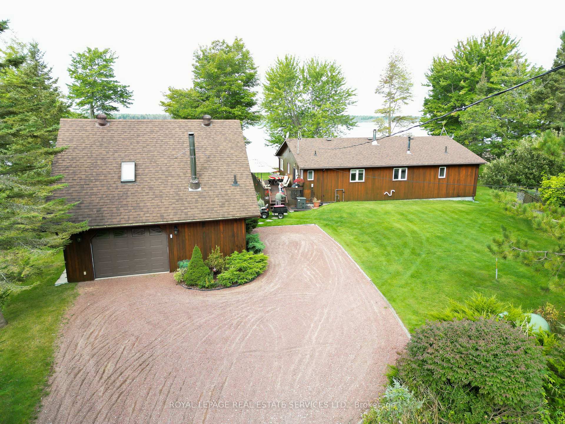 Photo 27 of 525 Riverside Drive, St. Joseph — HOMEH