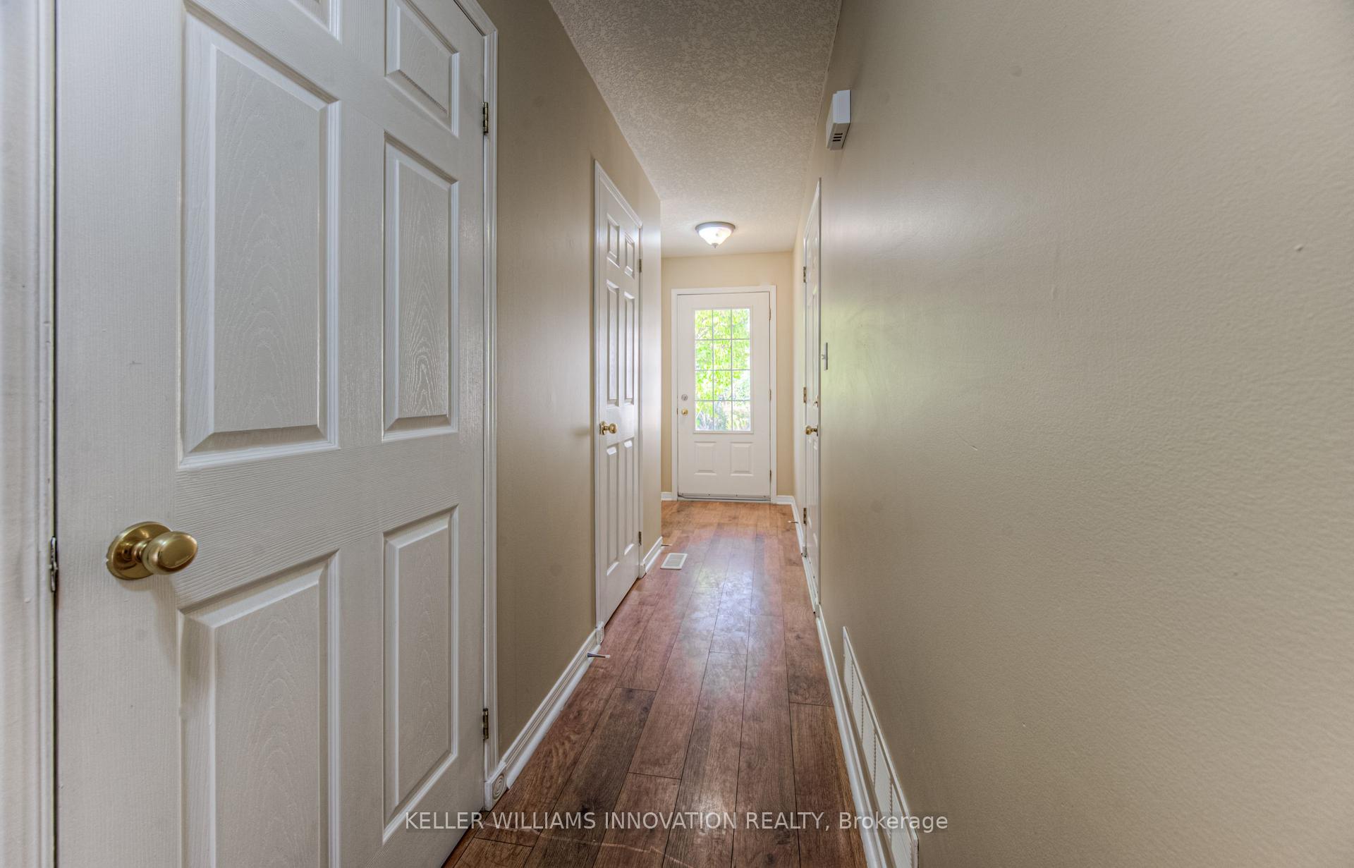 Photo 2 of Unit E29, 85 Bankside Drive, Kitchener — HOMEH