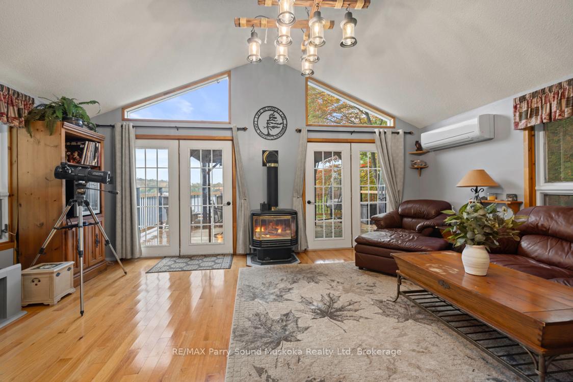 Photo 18 of 252 Burnett's Road, McKellar — HOMEH