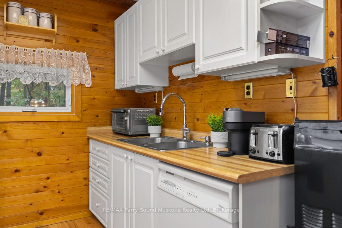 Photo 24 of 252 Burnett's Road, McKellar — HOMEH