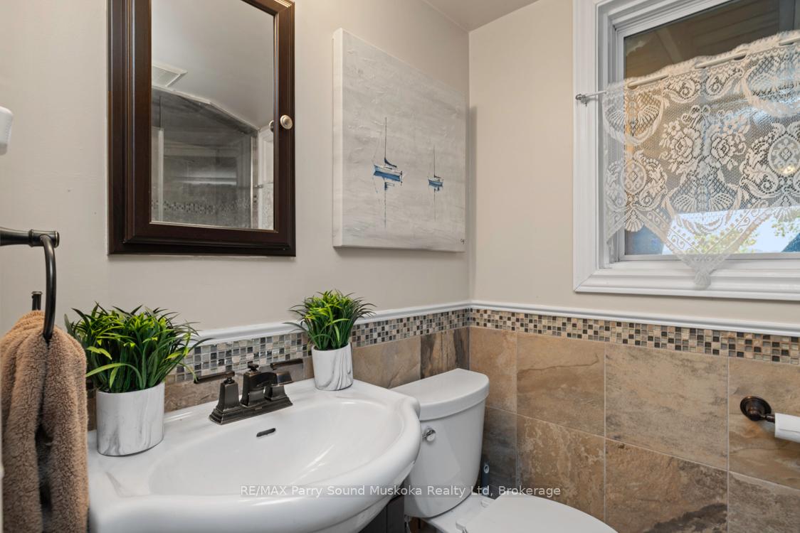 Photo 36 of 252 Burnett's Road, McKellar — HOMEH