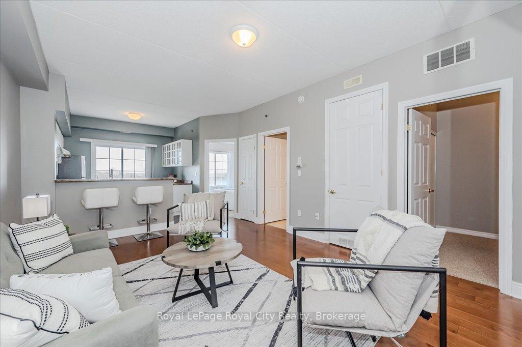 Photo 12 of Unit 304, 308 Watson Parkway N, Guelph, Grange Road — HOMEH