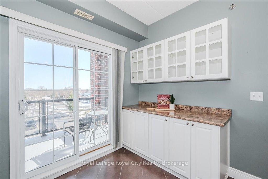 Photo 18 of Unit 304, 308 Watson Parkway N, Guelph, Grange Road — HOMEH