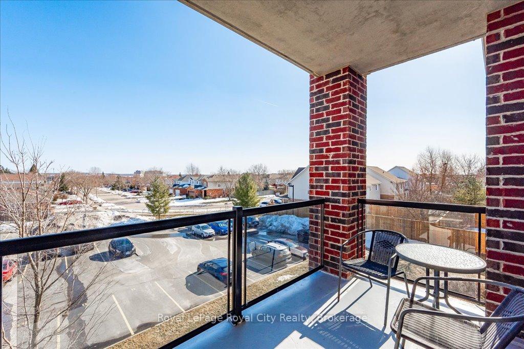 Photo 27 of Unit 304, 308 Watson Parkway N, Guelph, Grange Road — HOMEH