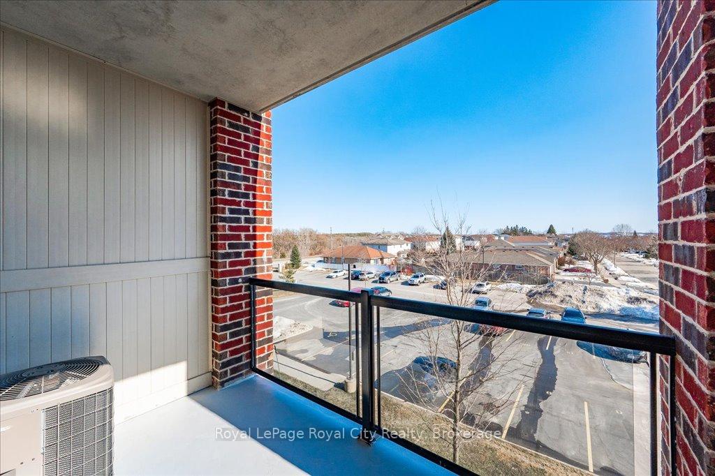 Photo 28 of Unit 304, 308 Watson Parkway N, Guelph, Grange Road — HOMEH