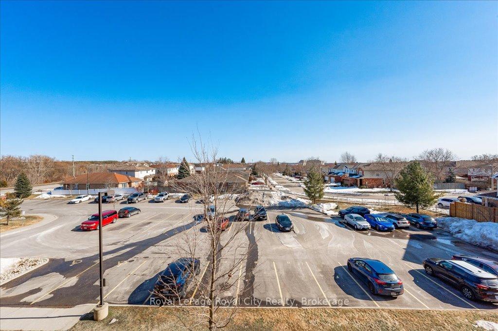 Photo 29 of Unit 304, 308 Watson Parkway N, Guelph, Grange Road — HOMEH