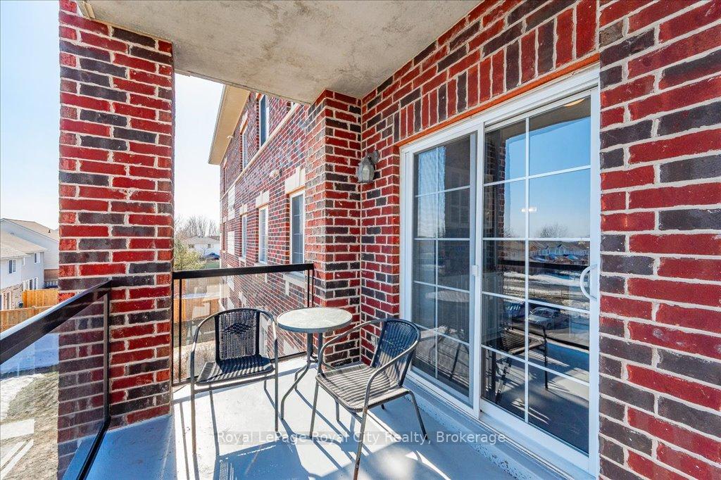 Photo 30 of Unit 304, 308 Watson Parkway N, Guelph, Grange Road — HOMEH