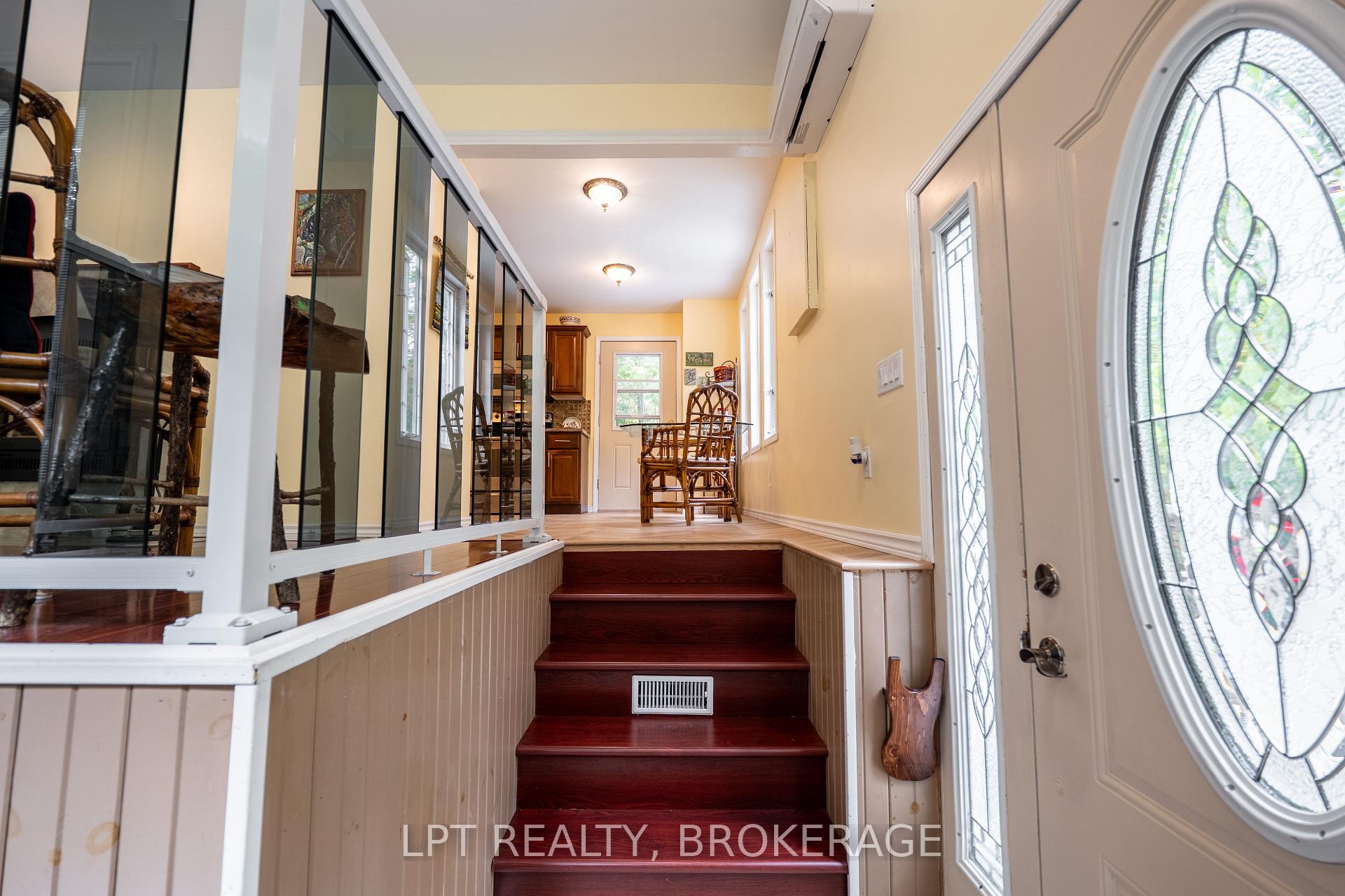 Photo 6 of 331 Maple Grove Lane, Frontenac, Frontenac South — HOMEH
