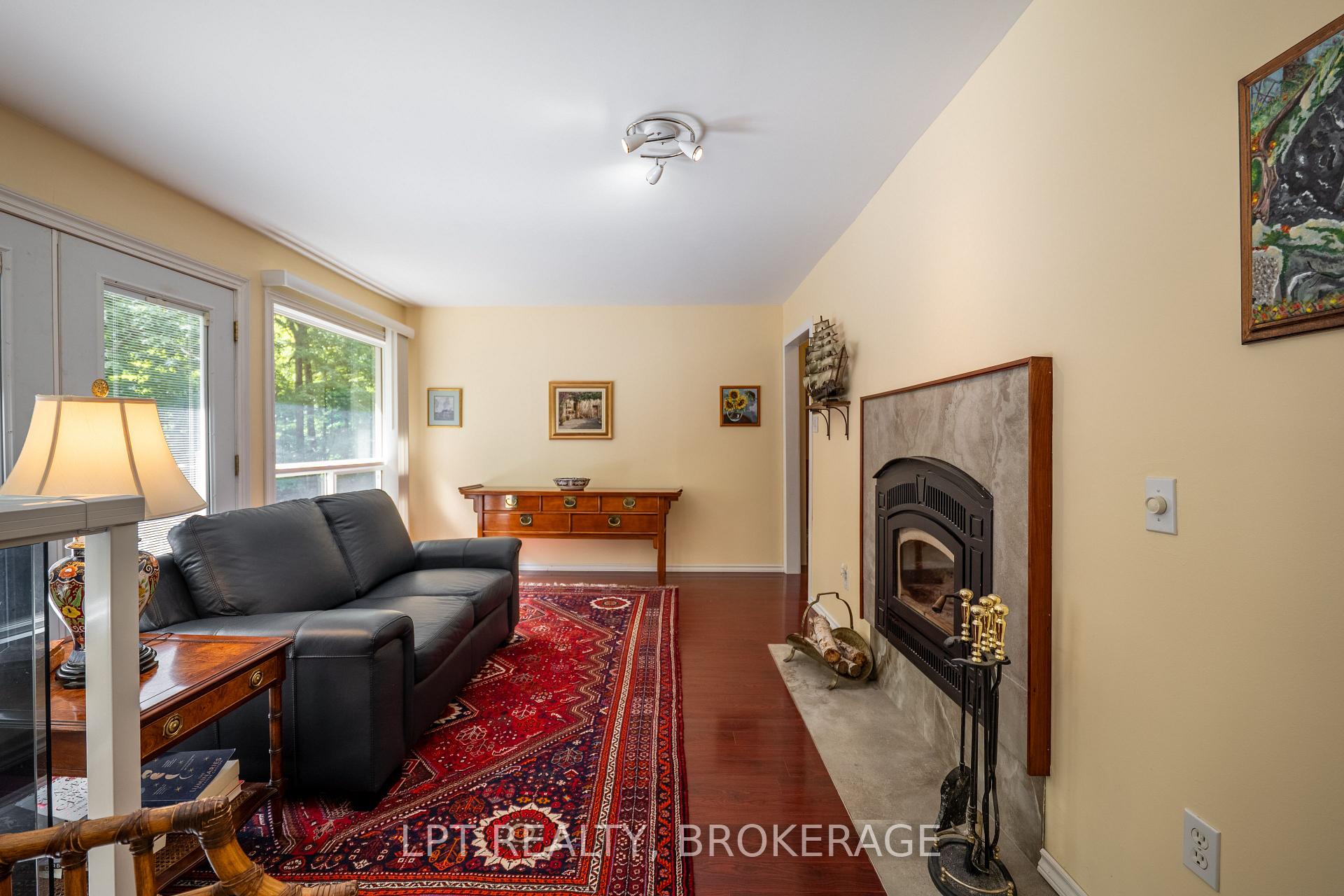 Photo 8 of 331 Maple Grove Lane, Frontenac, Frontenac South — HOMEH