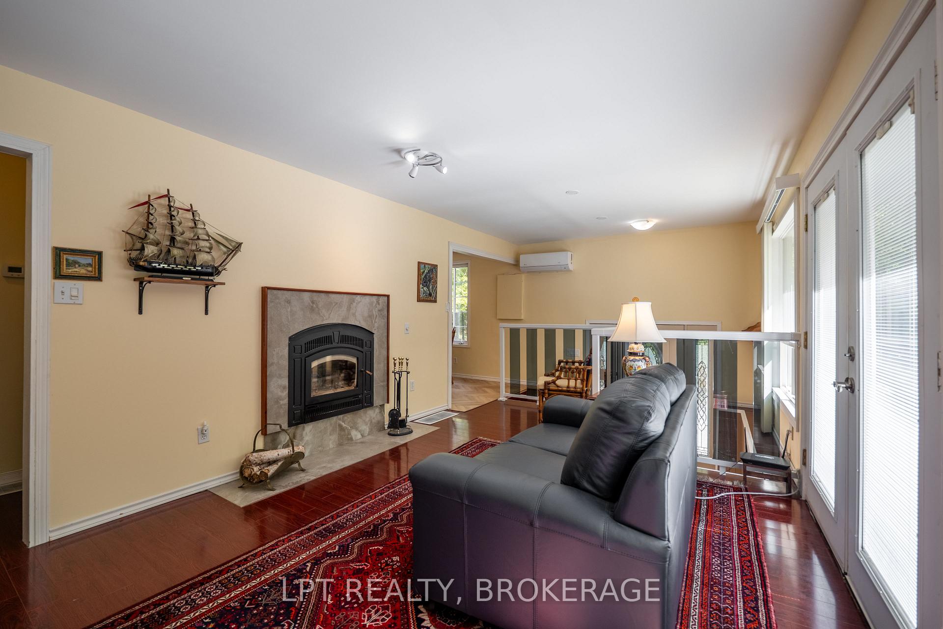 Photo 9 of 331 Maple Grove Lane, Frontenac, Frontenac South — HOMEH