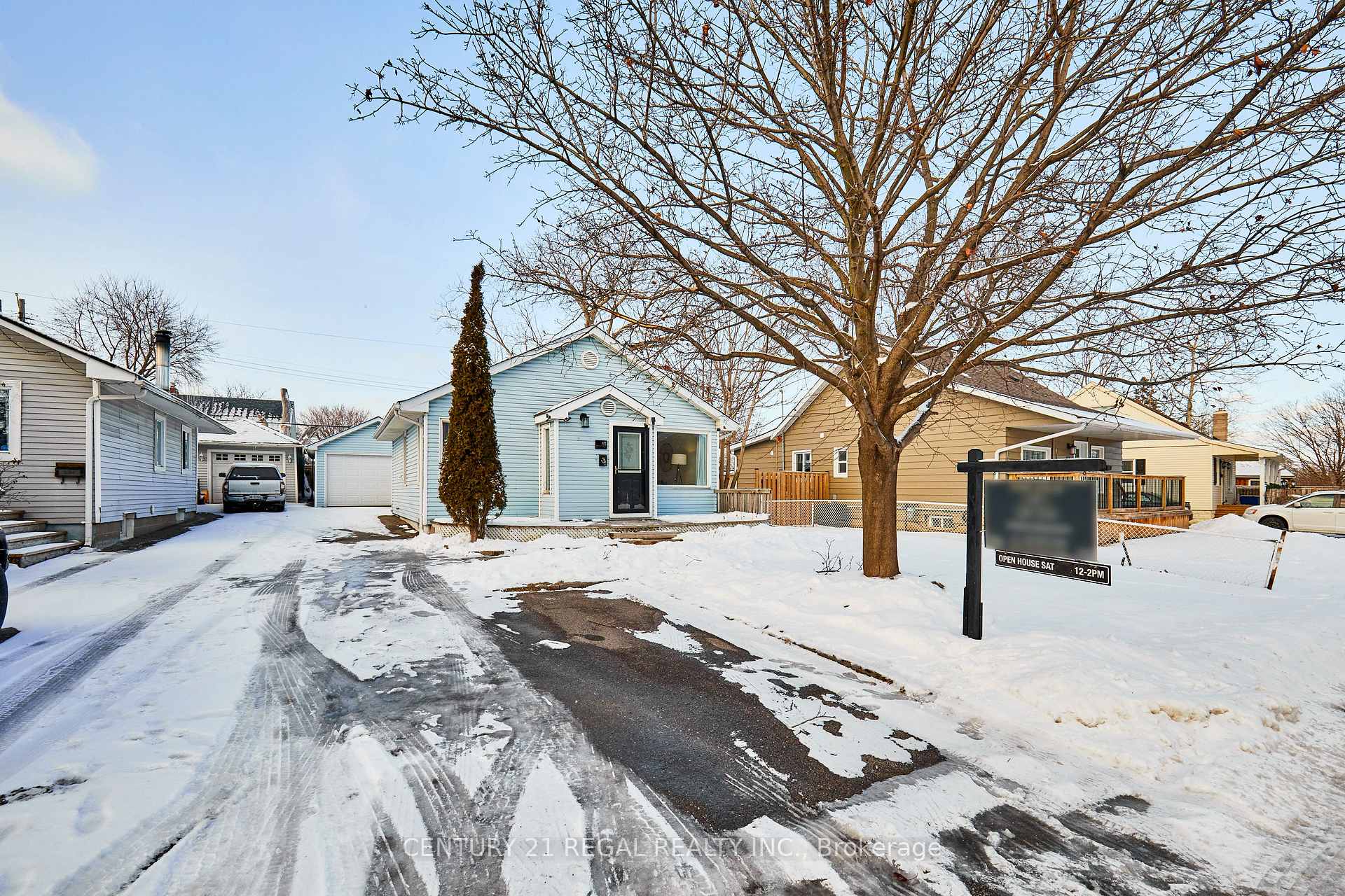 Photo 1 of 40 Cedar Street, Ajax, Central — HOMEH