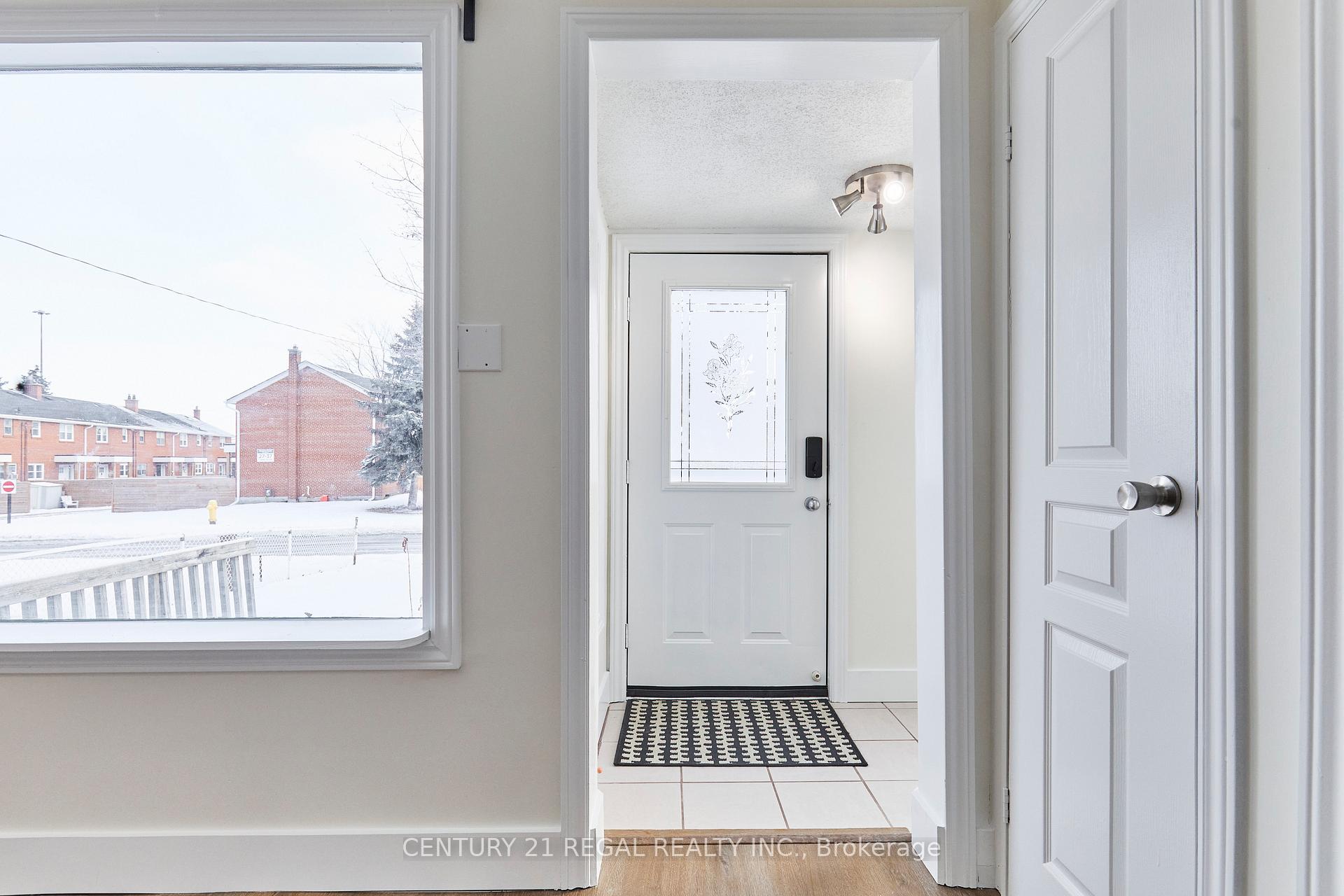 Photo 3 of 40 Cedar Street, Ajax, Central — HOMEH
