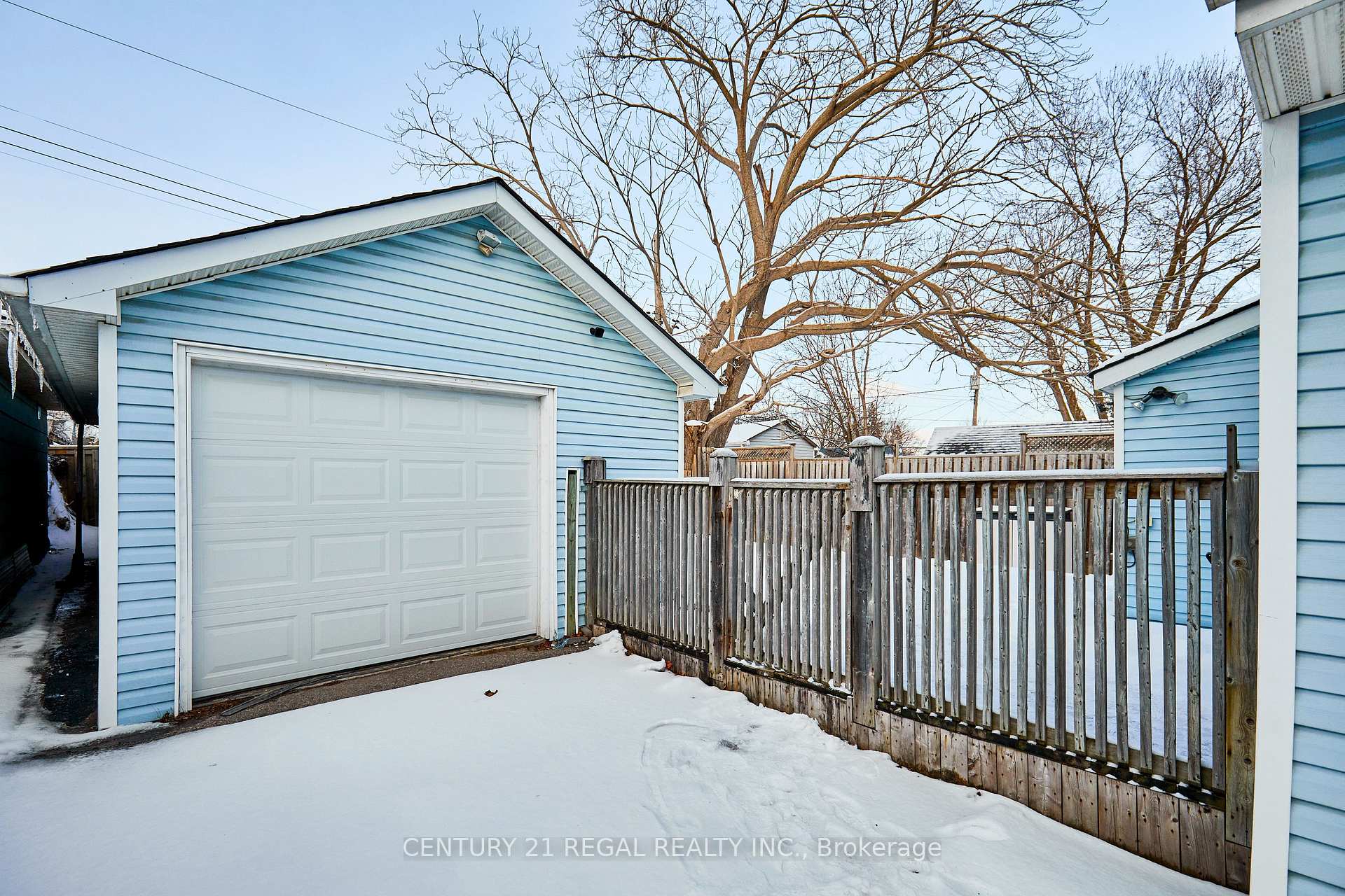 Photo 21 of 40 Cedar Street, Ajax, Central — HOMEH
