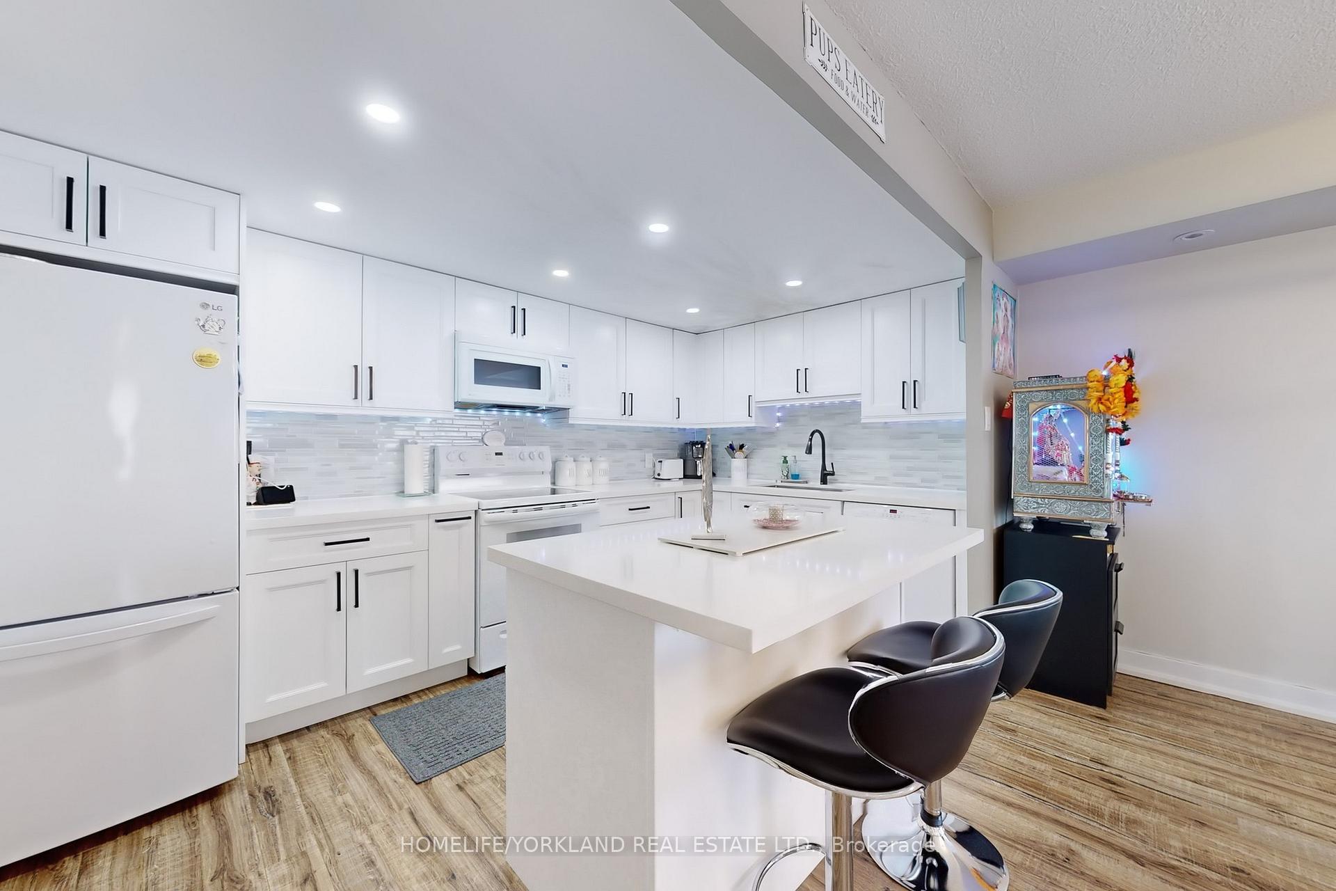 Photo 16 of Unit 2602, 205 Wynford Drive, Toronto, Flemingdon Park — HOMEH