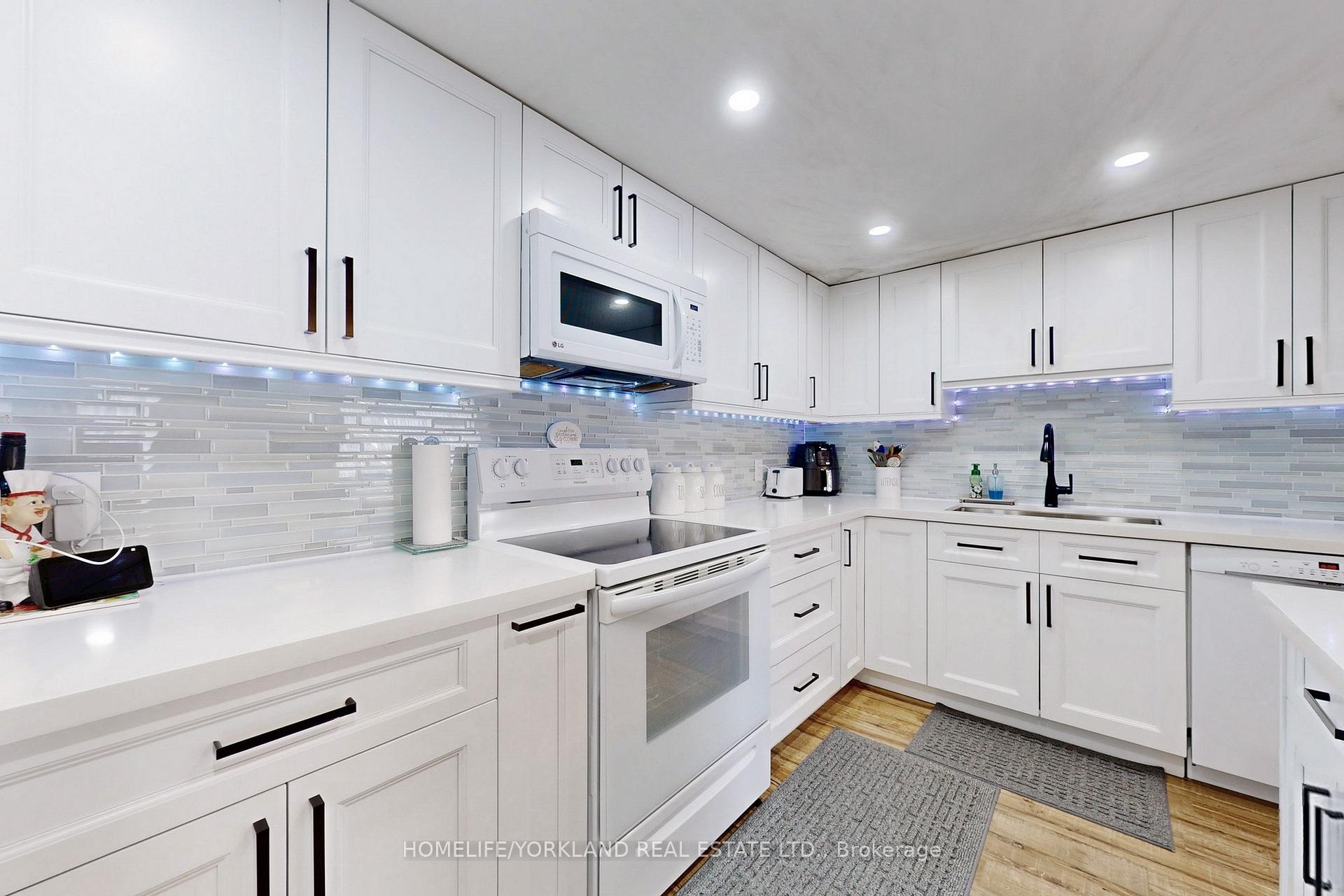 Photo 17 of Unit 2602, 205 Wynford Drive, Toronto, Flemingdon Park — HOMEH