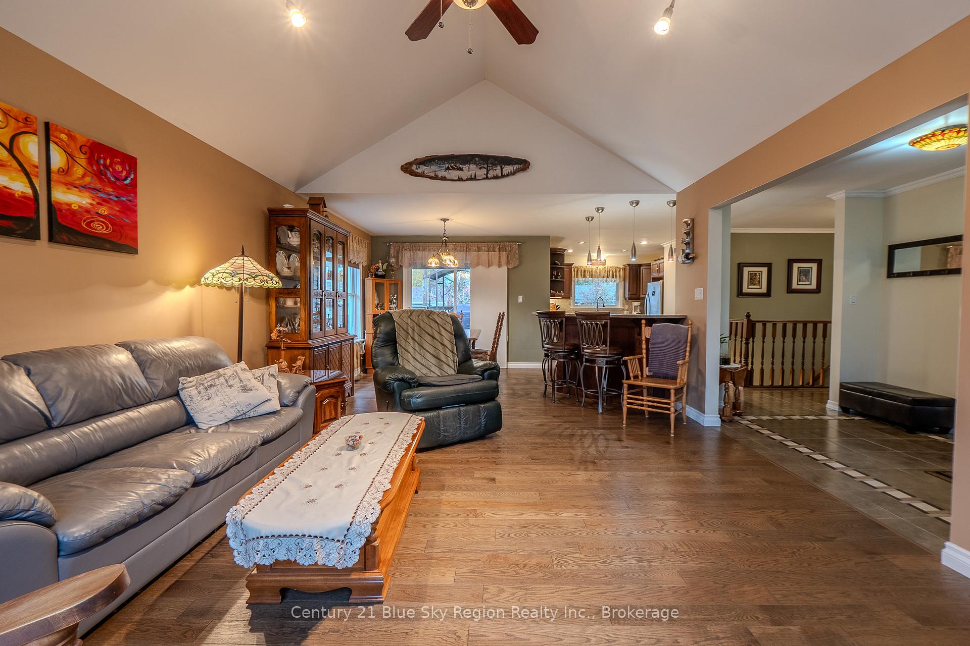 Photo 7 of 38 Cedargrove Court, Callander — HOMEH