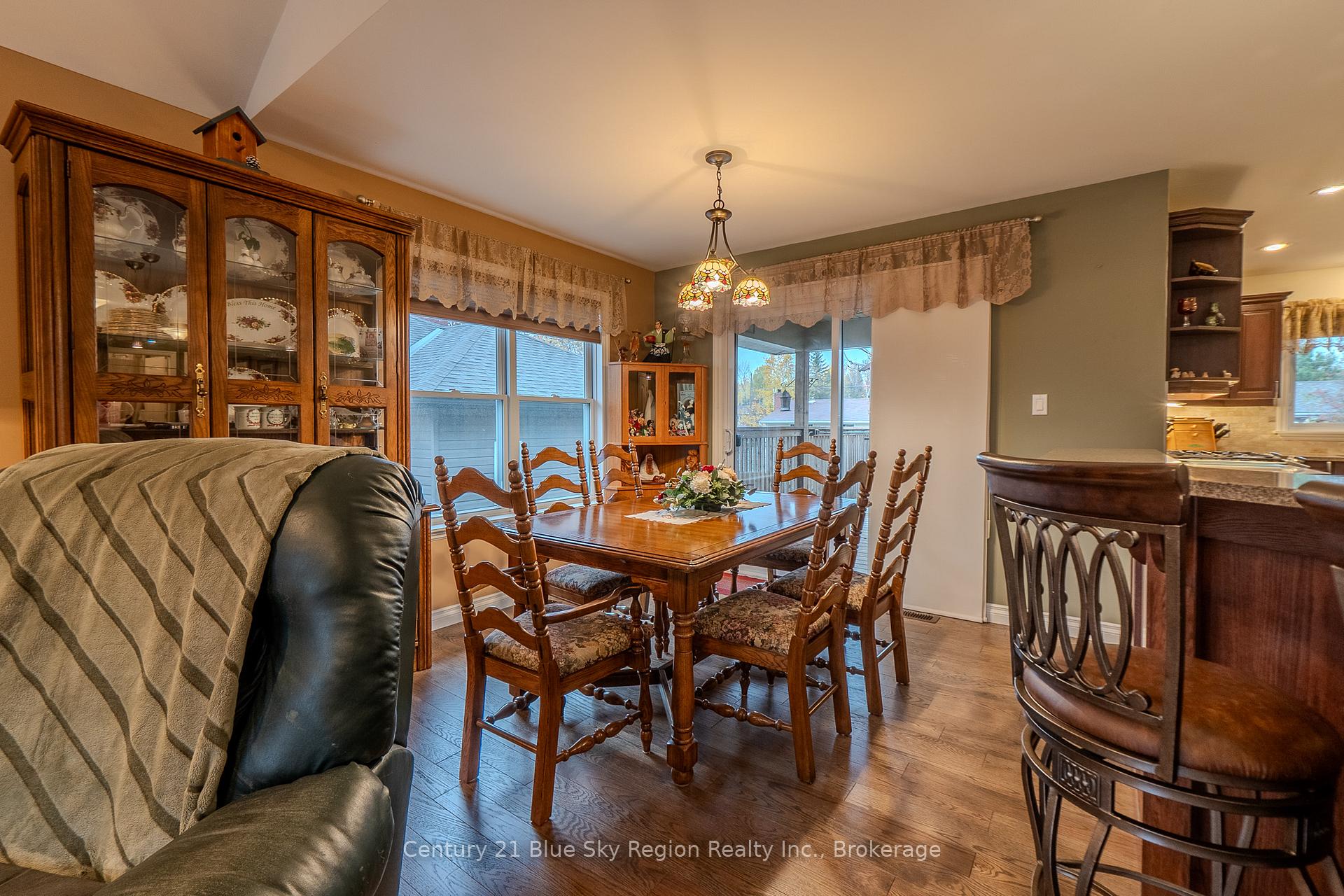 Photo 8 of 38 Cedargrove Court, Callander — HOMEH