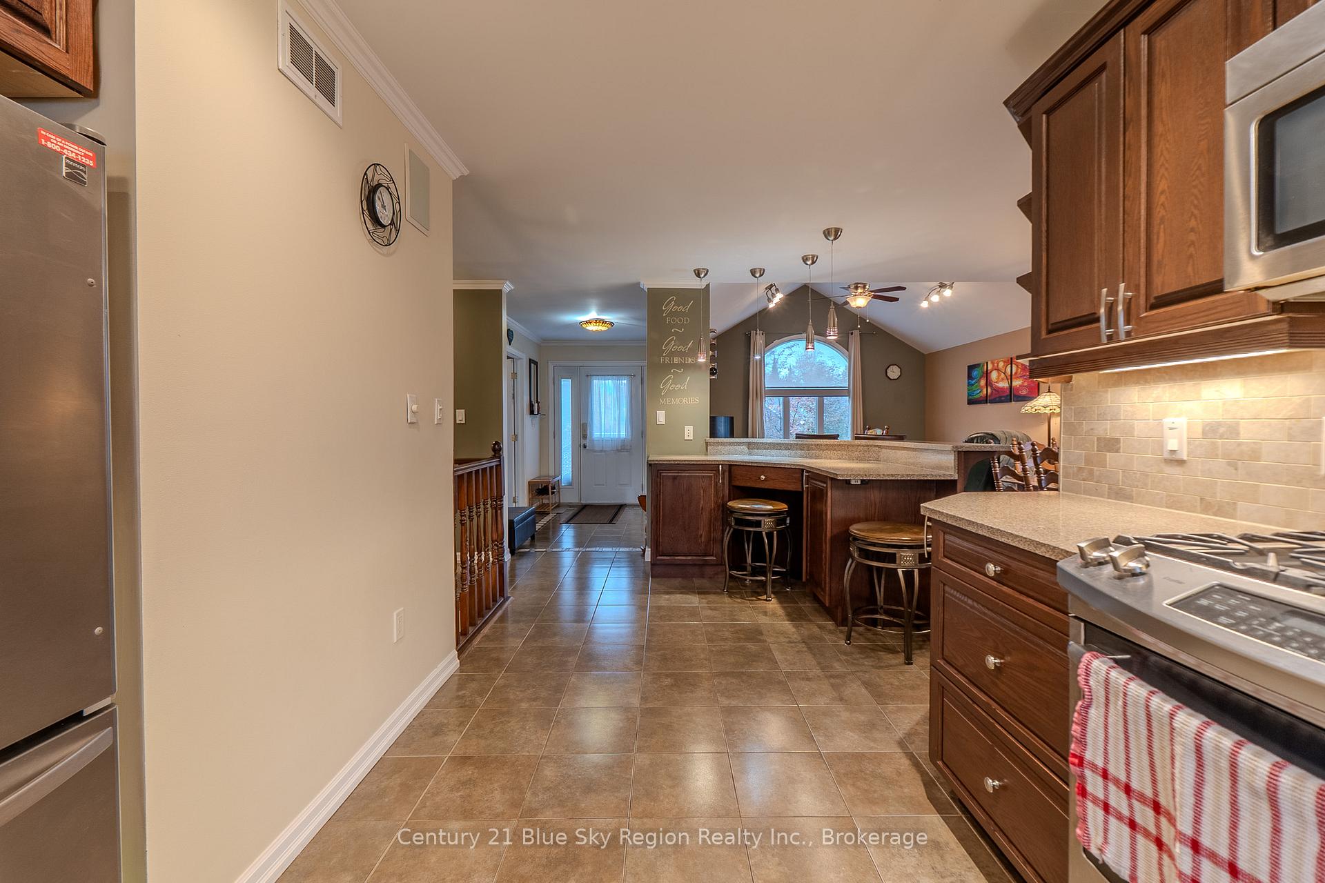 Photo 12 of 38 Cedargrove Court, Callander — HOMEH