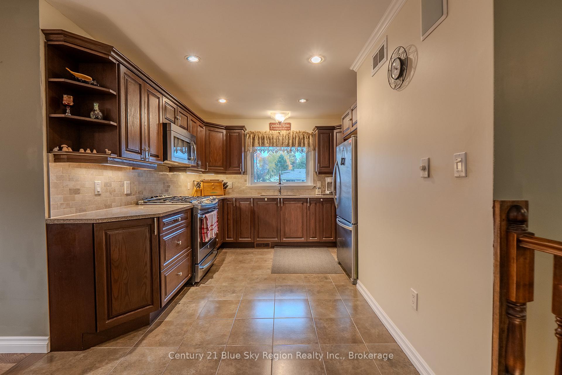 Photo 13 of 38 Cedargrove Court, Callander — HOMEH