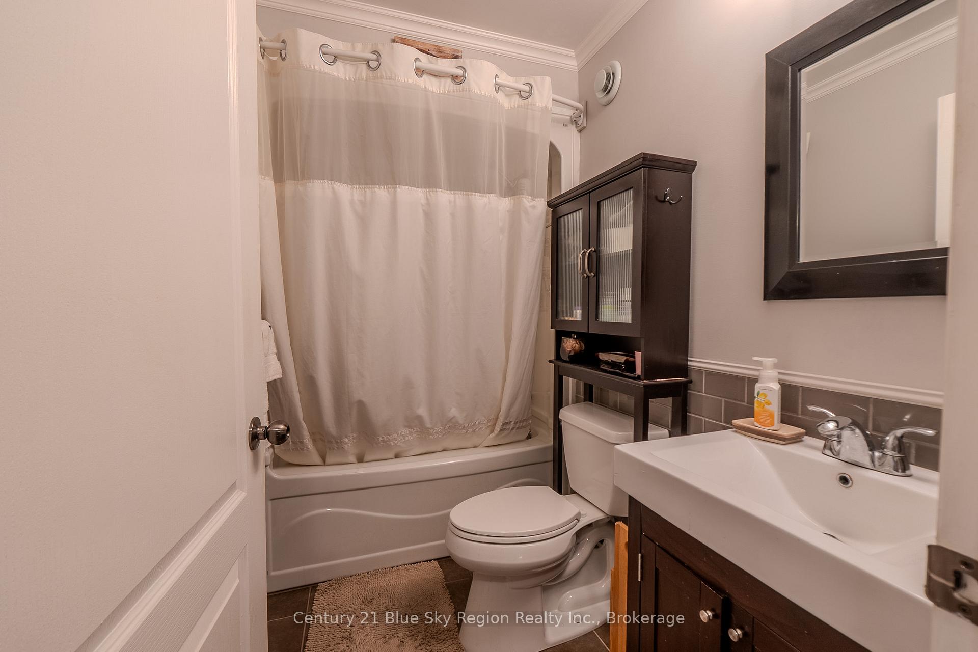 Photo 19 of 38 Cedargrove Court, Callander — HOMEH