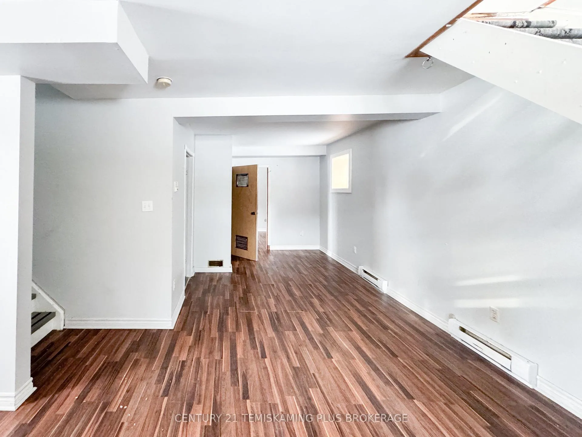Photo 3 of 83 Sixth Avenue, Englehart — HOMEH