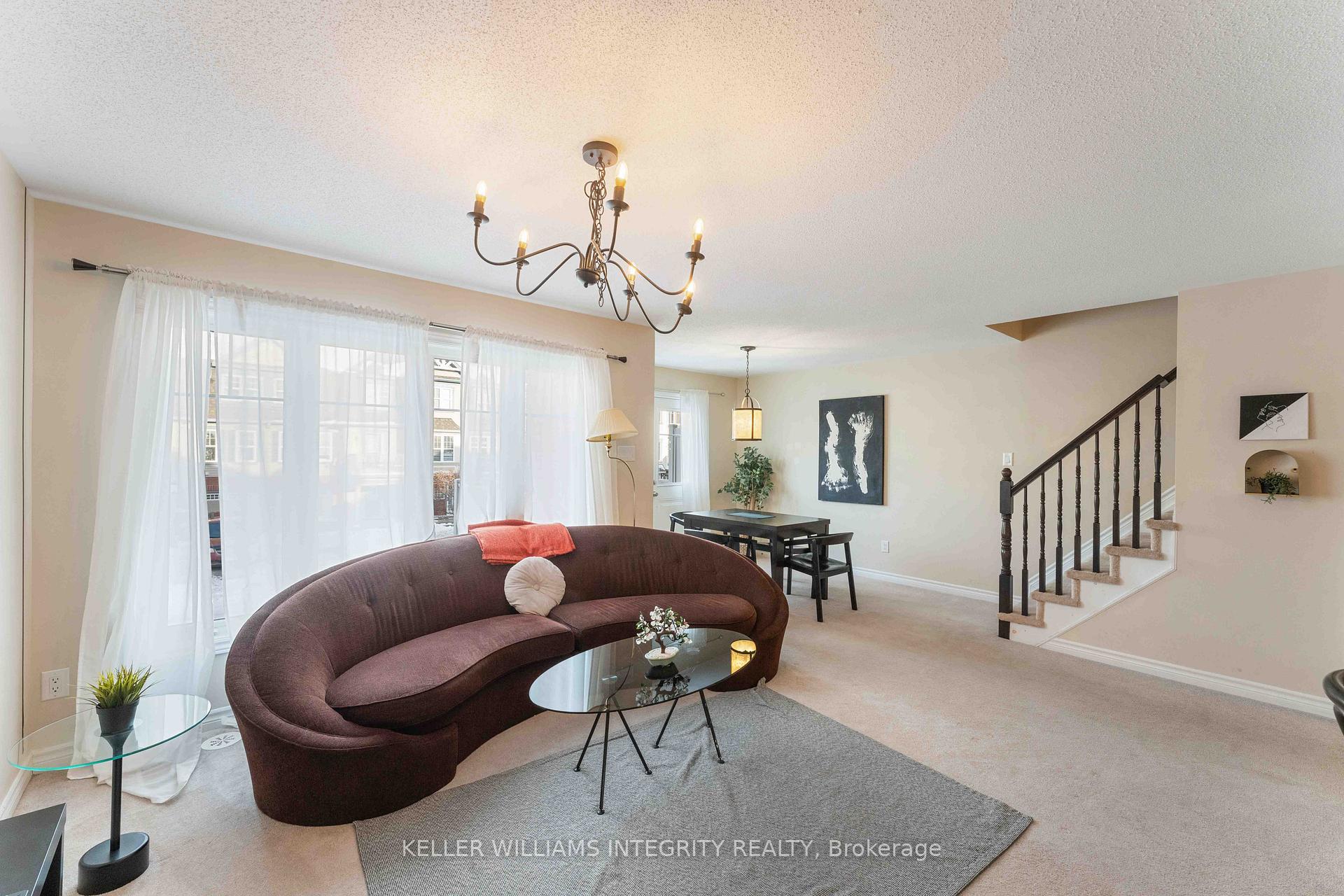 Photo 8 of 319 Sweet Grass Circle, Ottawa, Barrhaven - Half Moon Bay — HOMEH