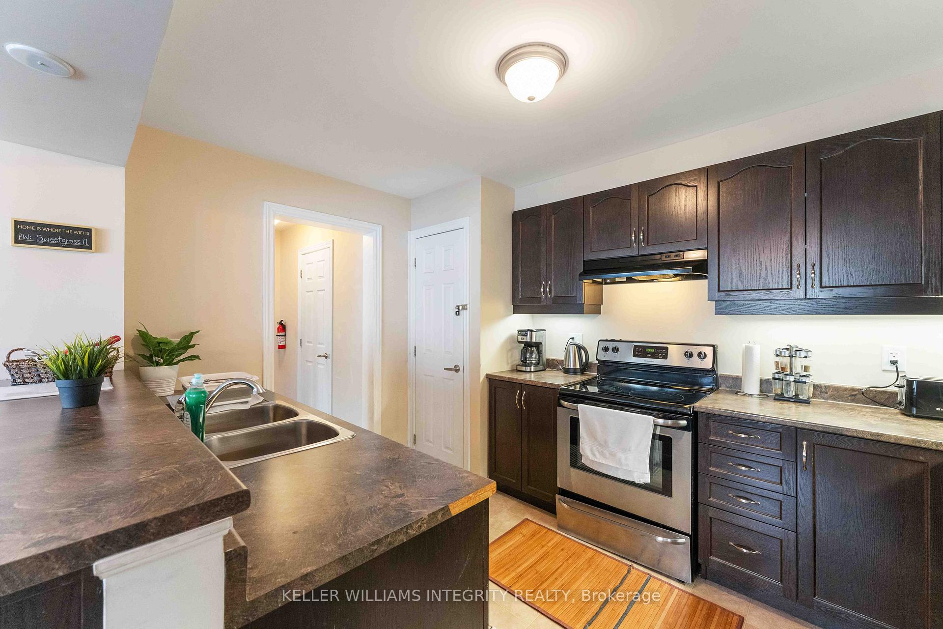 Photo 12 of 319 Sweet Grass Circle, Ottawa, Barrhaven - Half Moon Bay — HOMEH