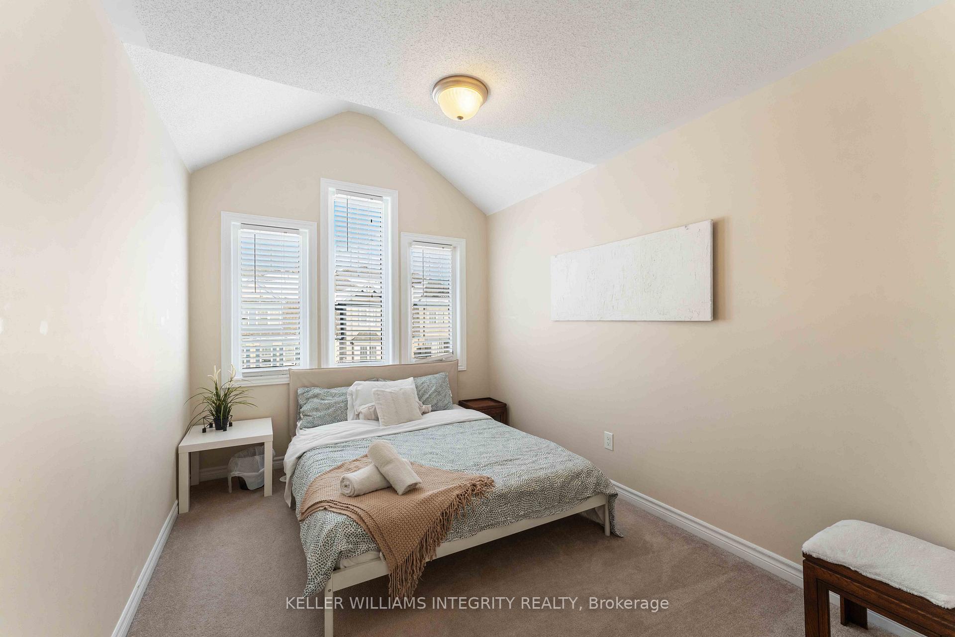 Photo 25 of 319 Sweet Grass Circle, Ottawa, Barrhaven - Half Moon Bay — HOMEH