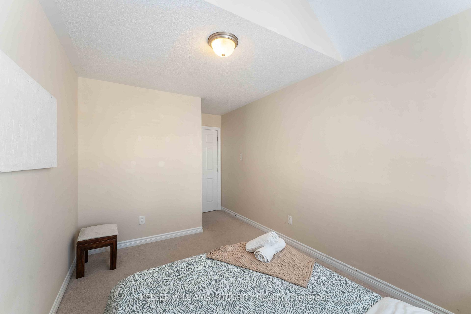 Photo 27 of 319 Sweet Grass Circle, Ottawa, Barrhaven - Half Moon Bay — HOMEH