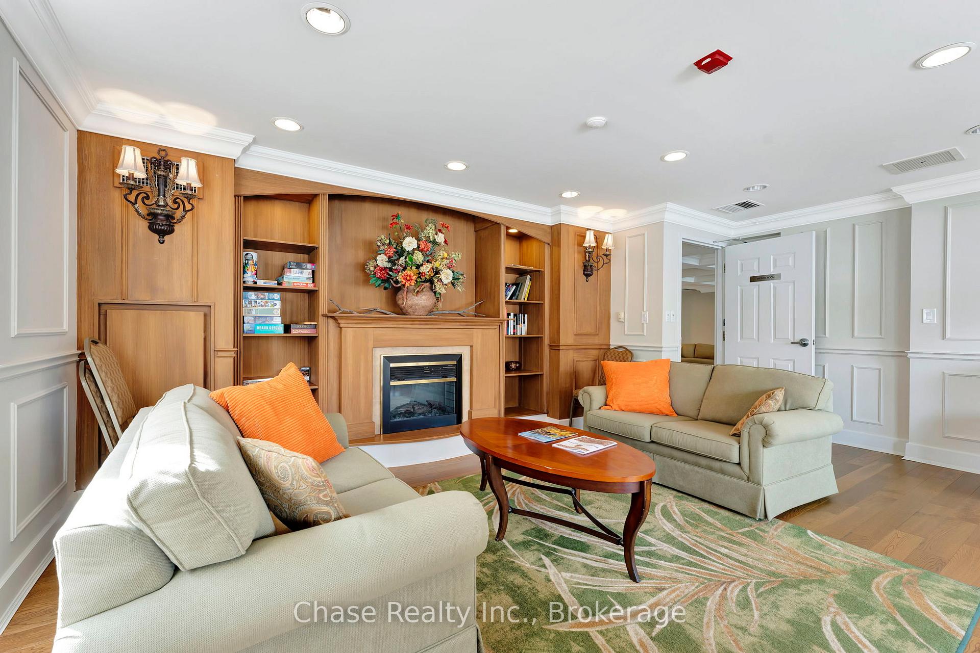 Photo 10 of Unit 402, 2000 Creekside Drive, Hamilton, Dundas — HOMEH