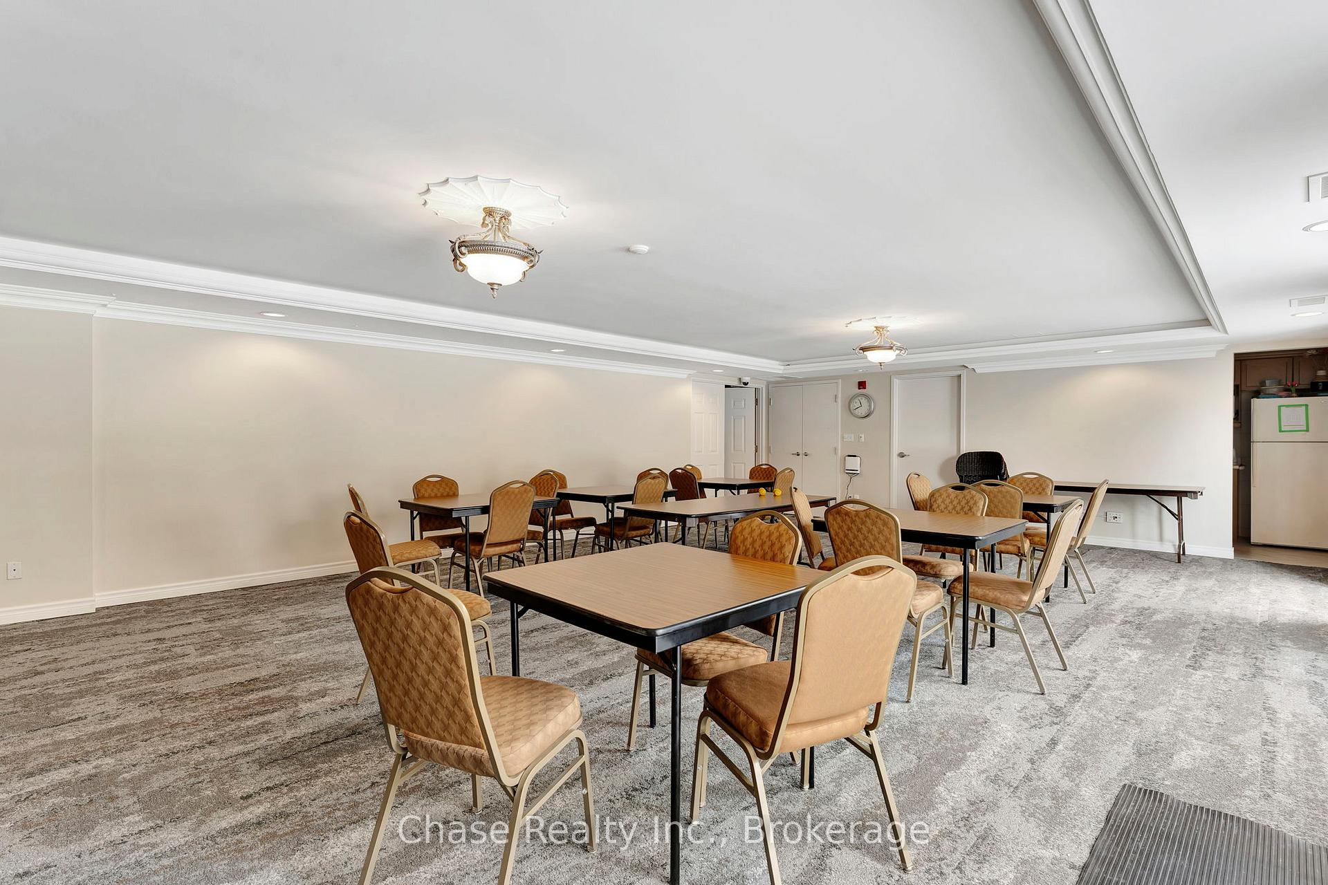 Photo 15 of Unit 402, 2000 Creekside Drive, Hamilton, Dundas — HOMEH