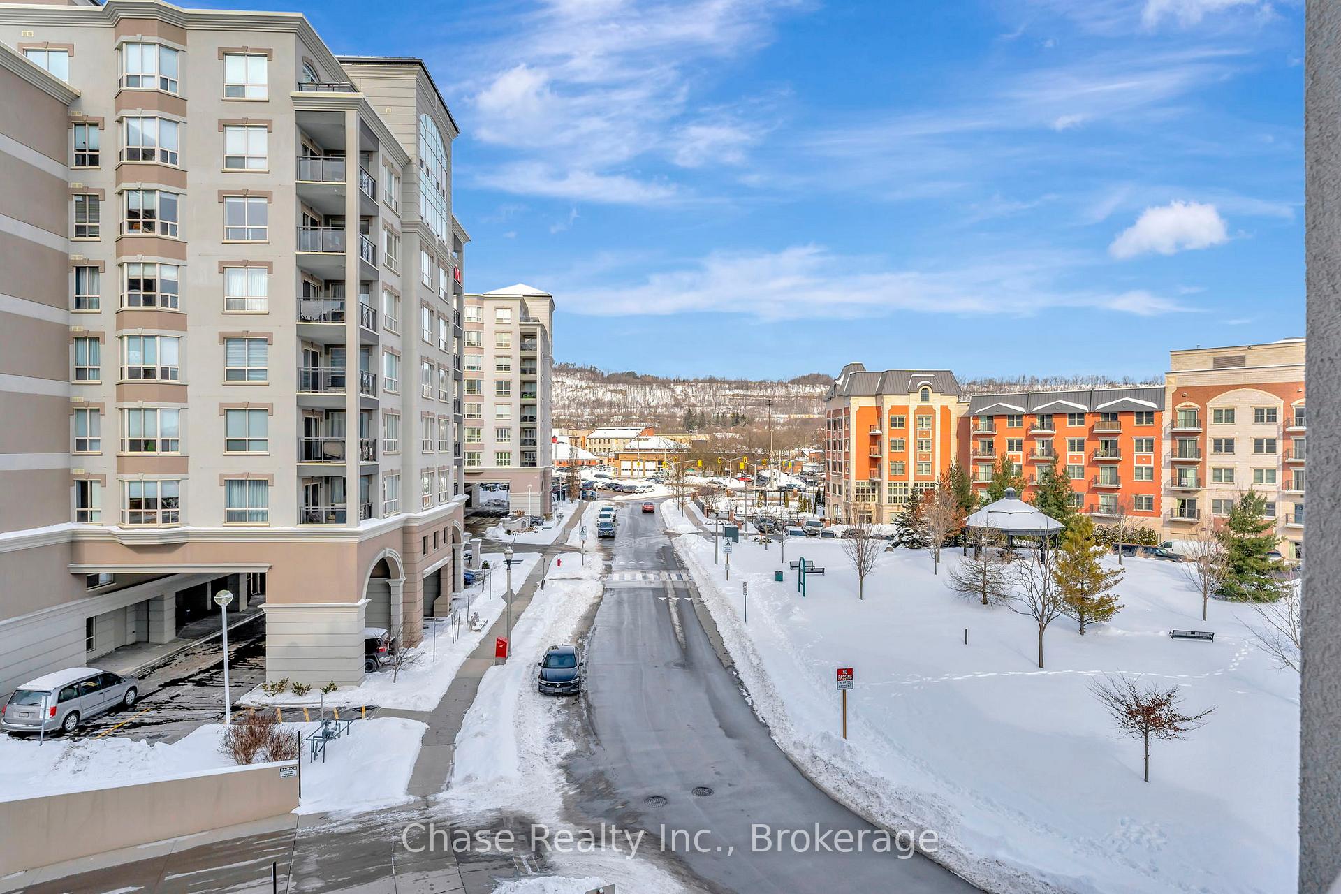 Photo 19 of Unit 402, 2000 Creekside Drive, Hamilton, Dundas — HOMEH