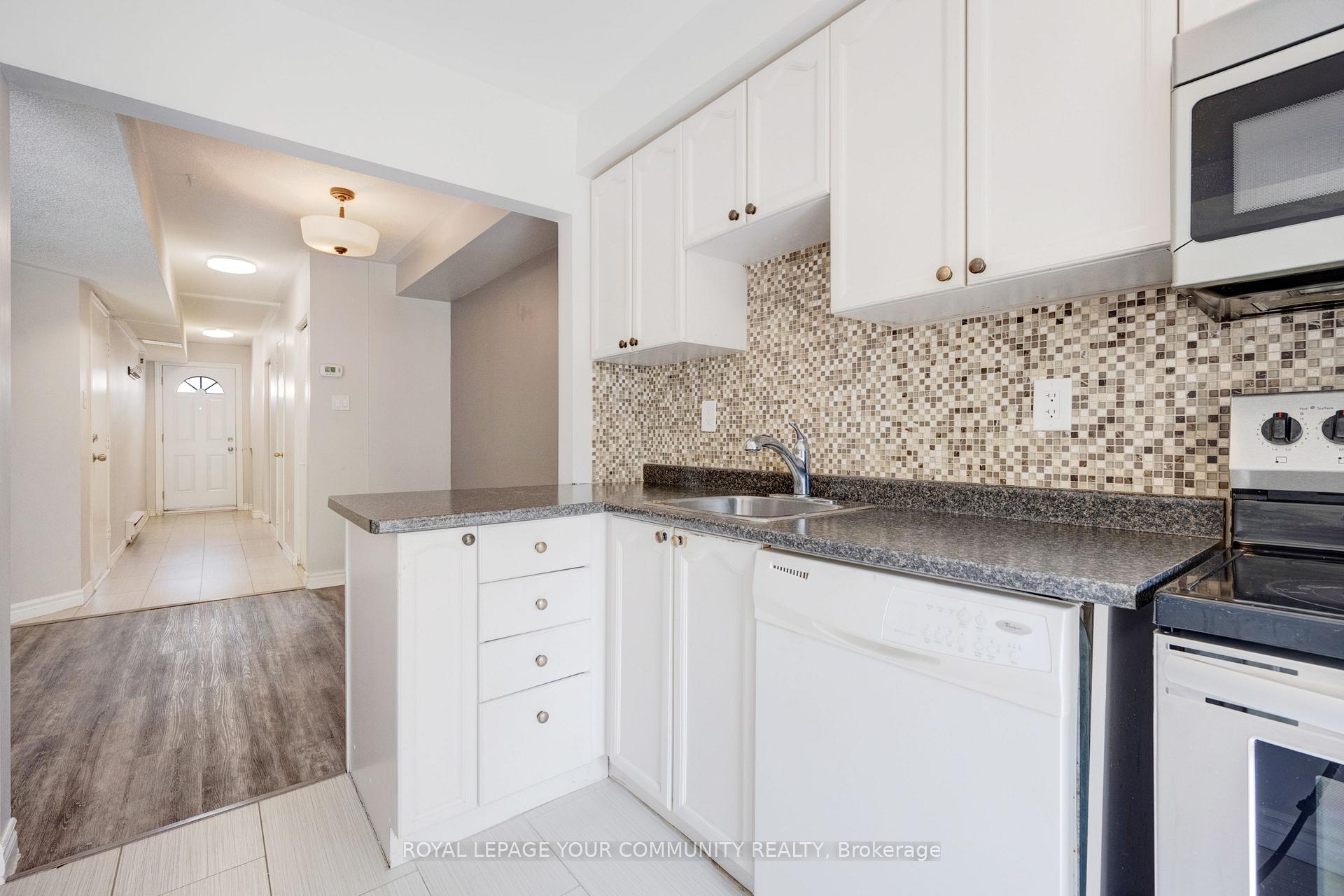 Photo 15 of 17 Wylie Circle, Halton Hills, Georgetown — HOMEH