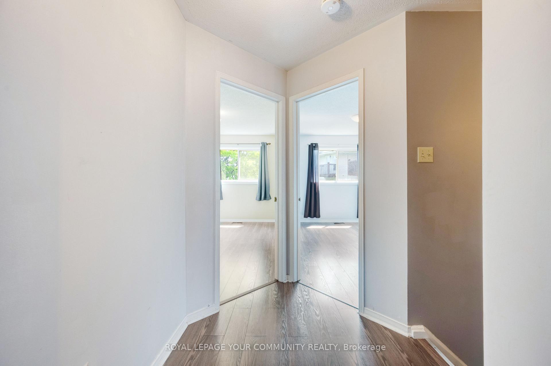 Photo 10 of 17 Wylie Circle, Halton Hills, Georgetown — HOMEH