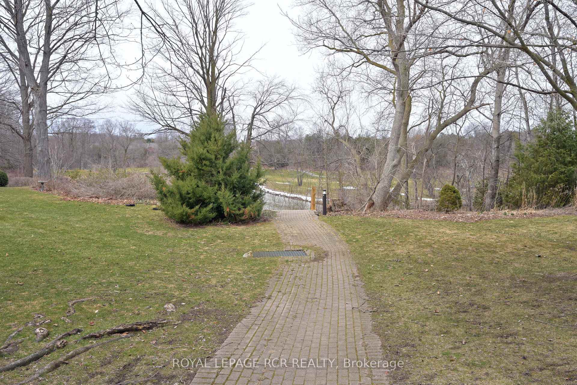 Photo 33 of 29 Green Briar Road, New Tecumseth, Alliston — HOMEH