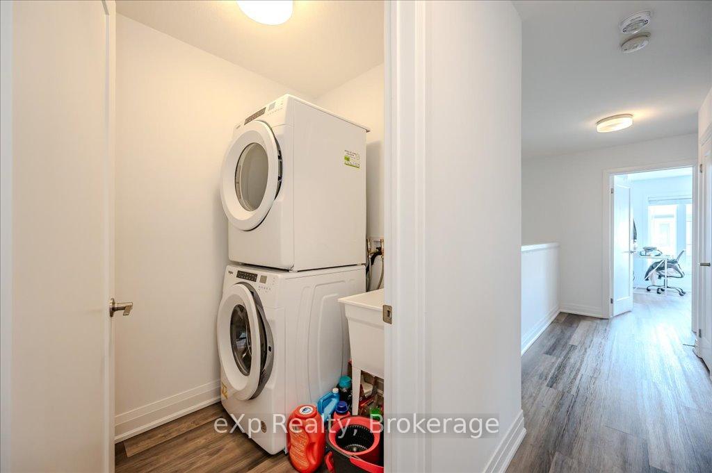 Photo 33 of 43 Steele Crescent, Guelph, St. Patrick's Ward — HOMEH