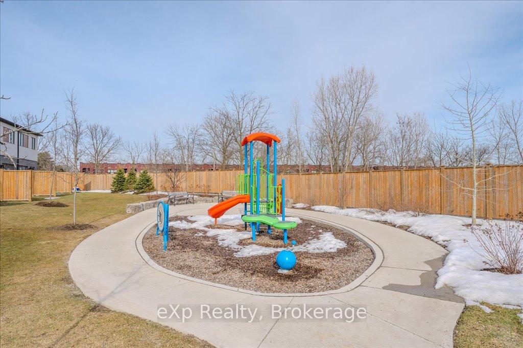 Photo 41 of 43 Steele Crescent, Guelph, St. Patrick's Ward — HOMEH