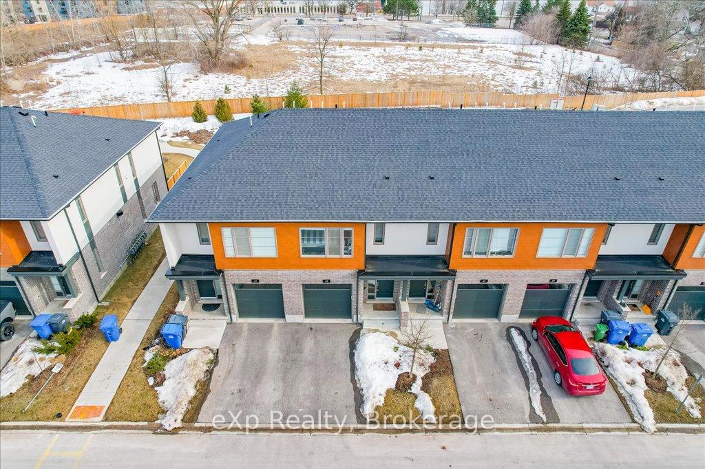 Photo 42 of 43 Steele Crescent, Guelph, St. Patrick's Ward — HOMEH