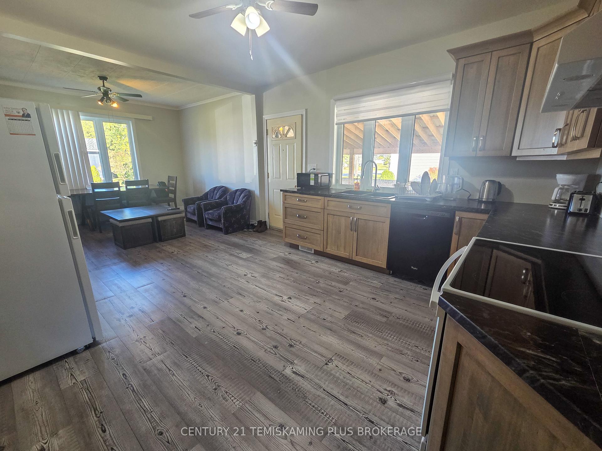 Photo 5 of 41 Eleventh Street, Armstrong, Earlton — HOMEH