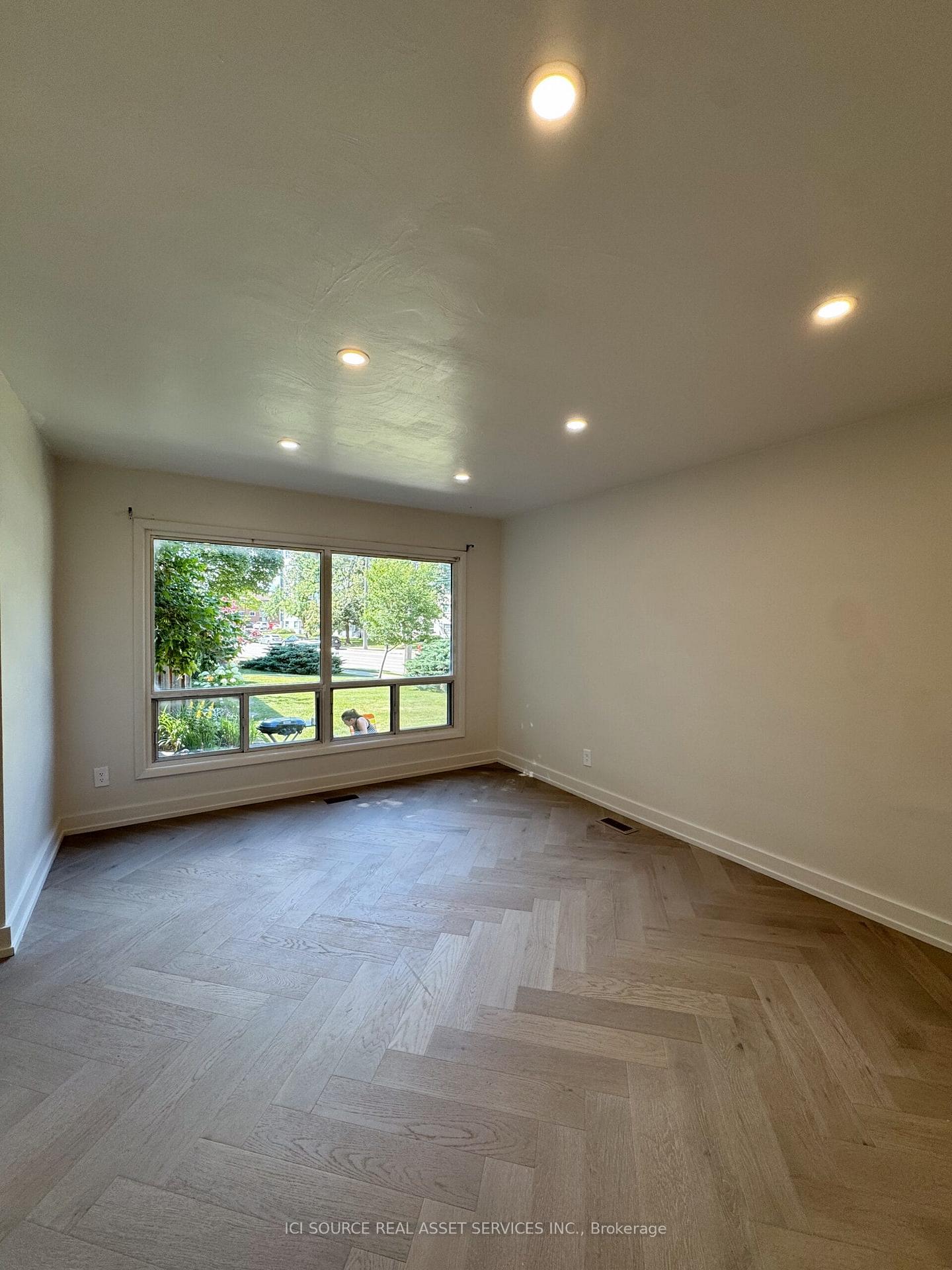 Photo 26 of Unit 10, 914 Mohawk Road E, Hamilton, Lisgar — HOMEH
