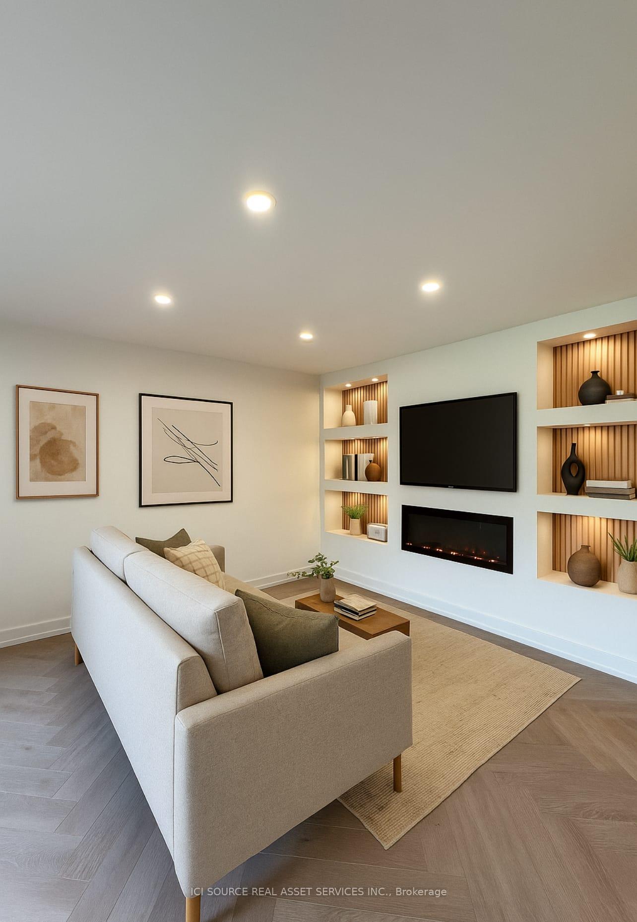 Photo 10 of Unit 10, 914 Mohawk Road E, Hamilton, Lisgar — HOMEH