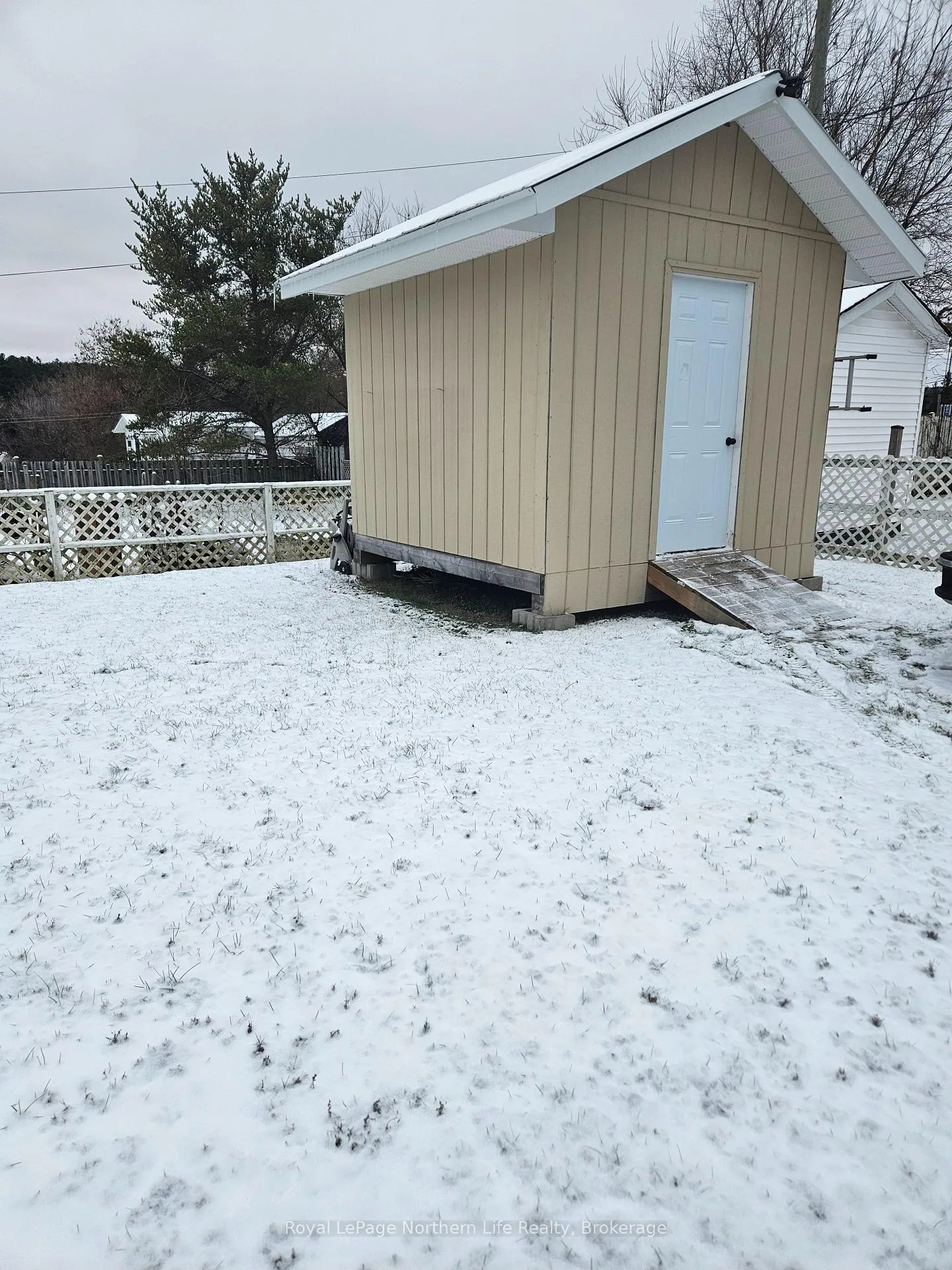Photo 2 of 431 Brydges Street, Mattawa — HOMEH