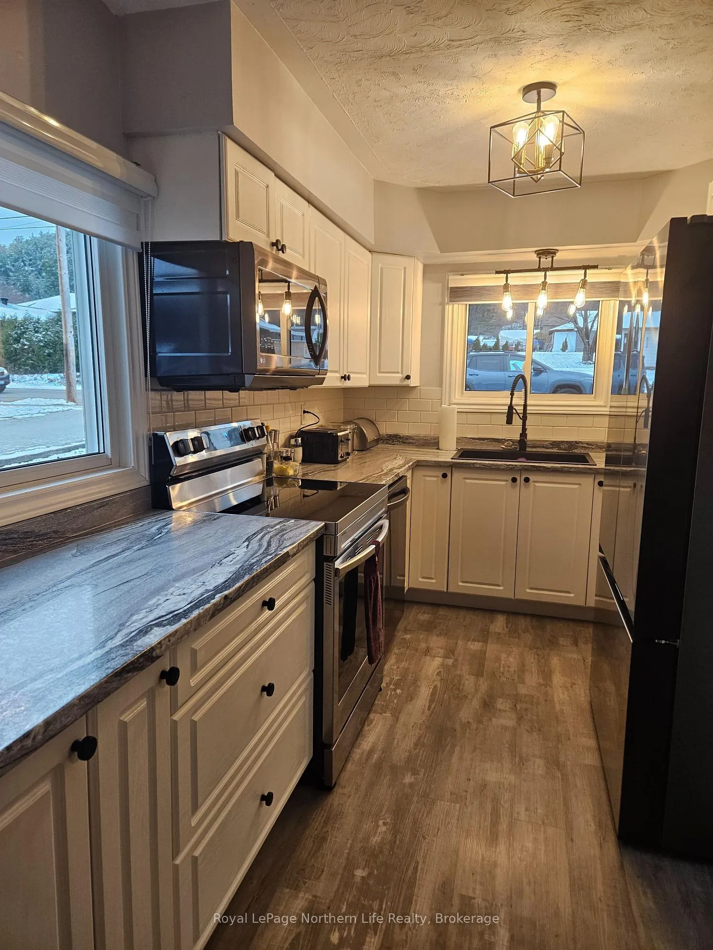 Photo 6 of 431 Brydges Street, Mattawa — HOMEH