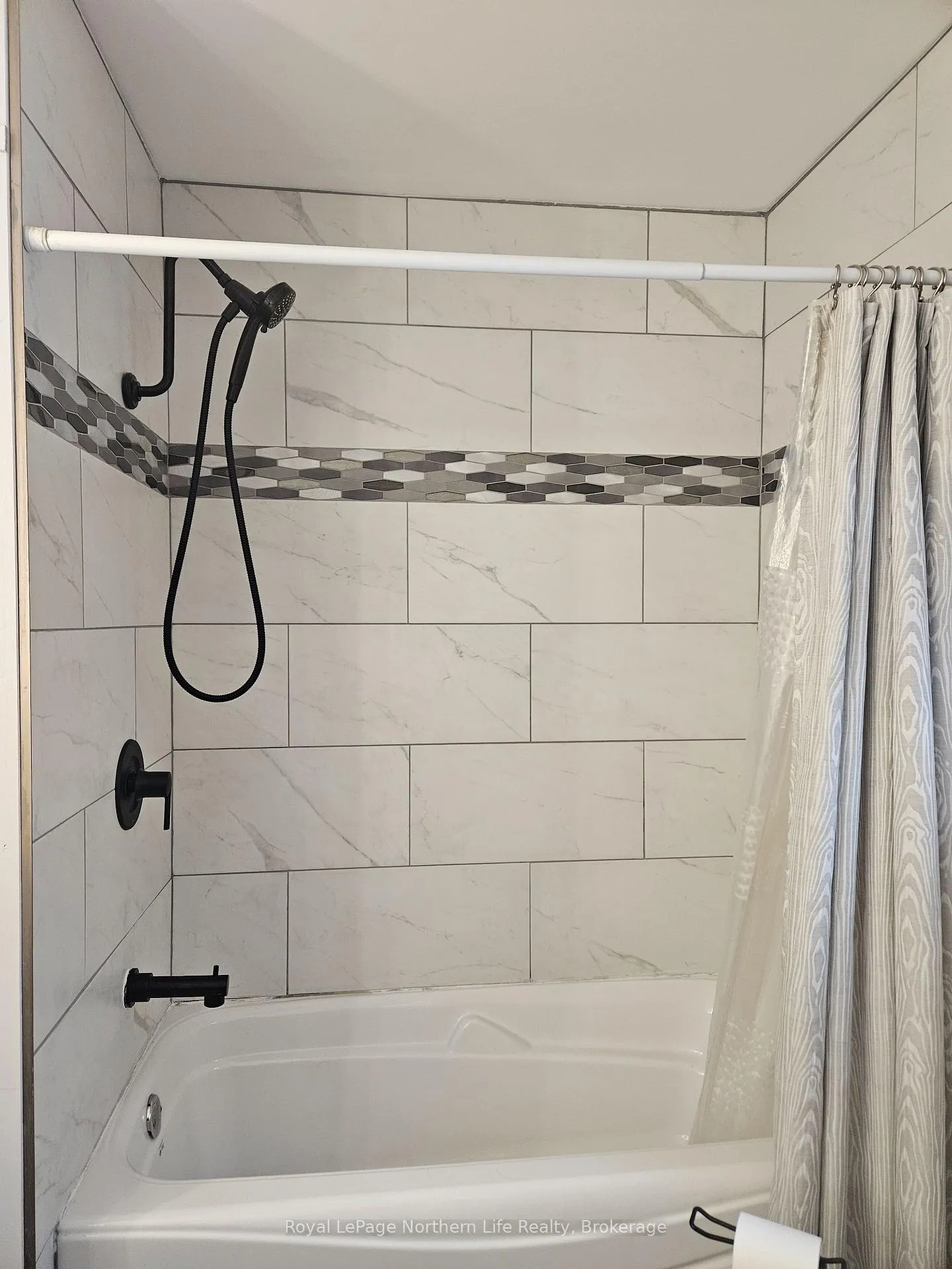 Photo 15 of 431 Brydges Street, Mattawa — HOMEH