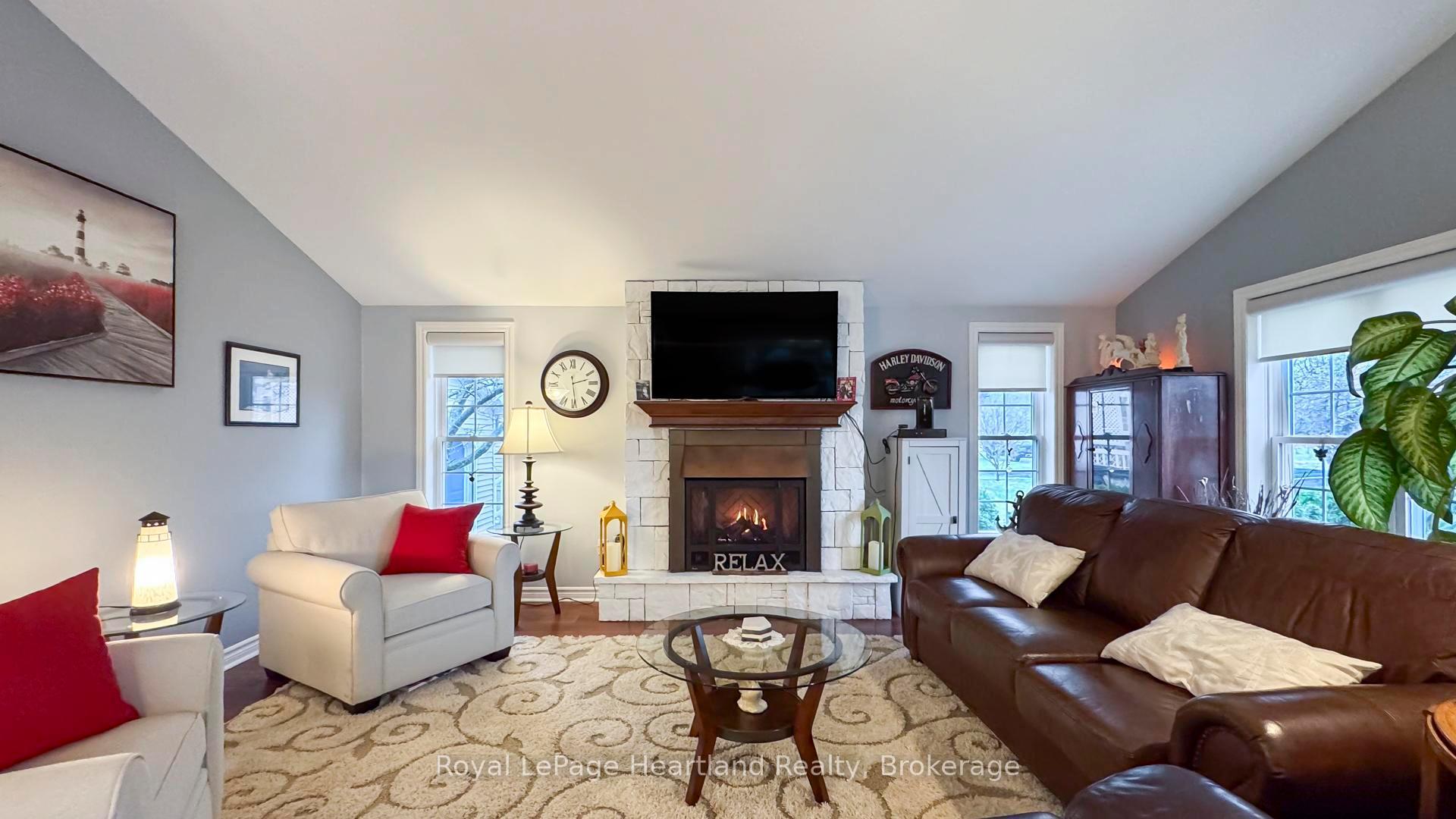 Photo 4 of 81406 Champlain Boulevard, Ashfield-Colborne-Wawanosh, Colborne — HOMEH