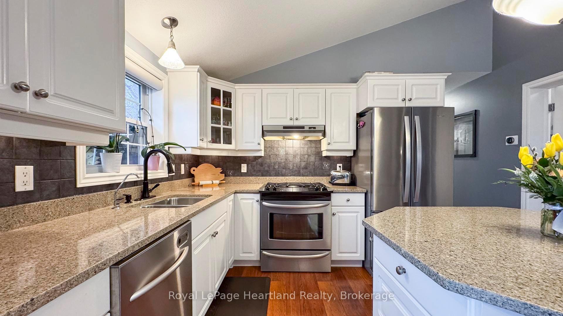 Photo 17 of 81406 Champlain Boulevard, Ashfield-Colborne-Wawanosh, Colborne — HOMEH
