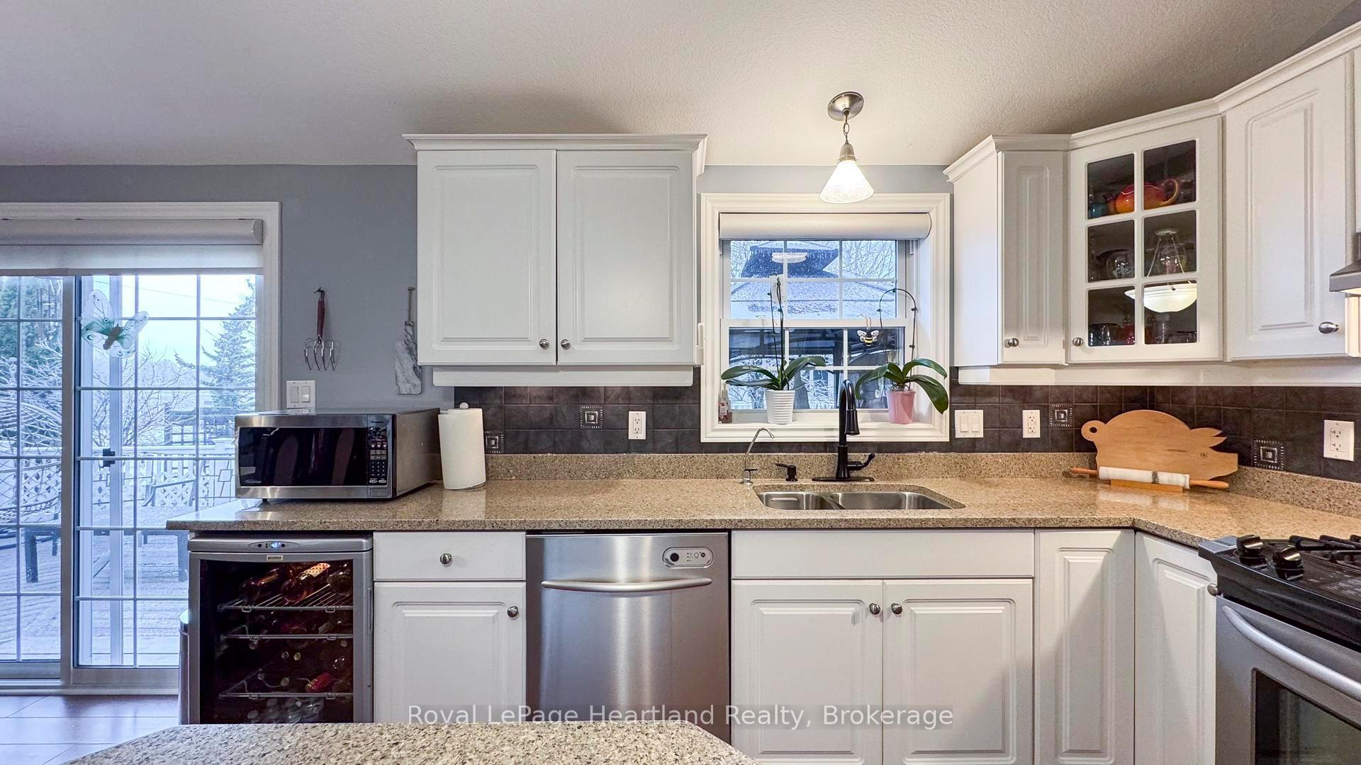 Photo 20 of 81406 Champlain Boulevard, Ashfield-Colborne-Wawanosh, Colborne — HOMEH