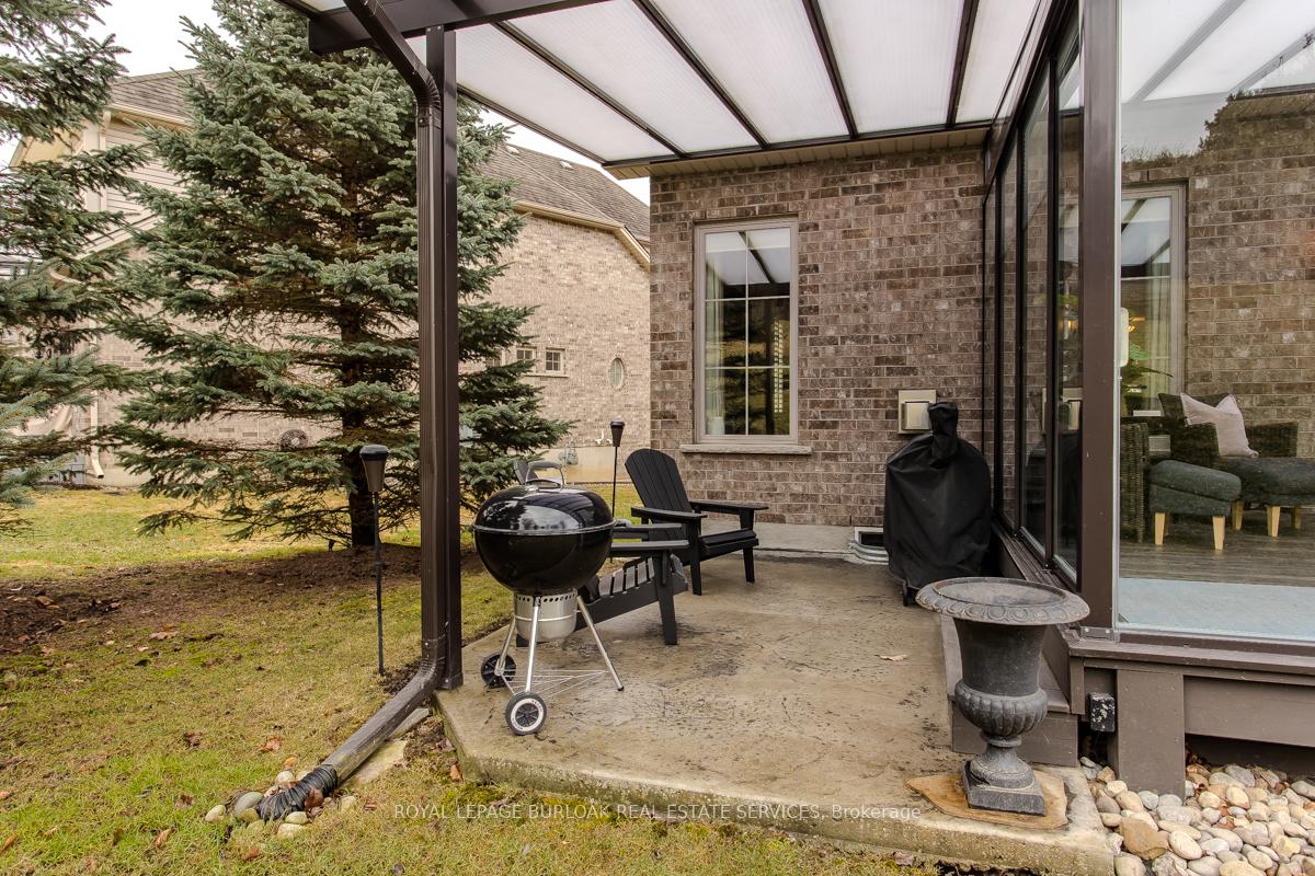 Photo 10 of 64 McGrath Court, Hamilton, Dundas — HOMEH